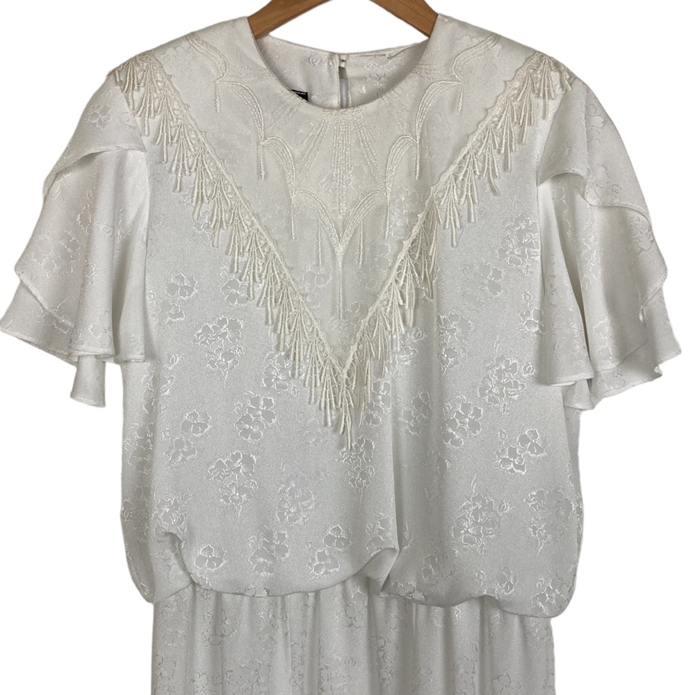 Vintage White Floral Jacquard Satin Garden Party Dress - Picture 3 of 16